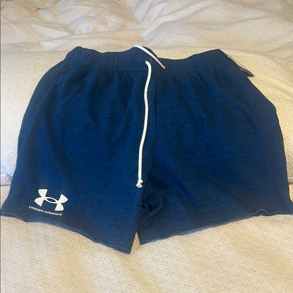 Under Armour Blue Athletic Shorts men’s medium